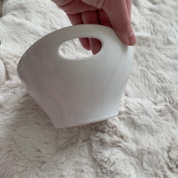 White Serving Dishes - Picture 8 of 11